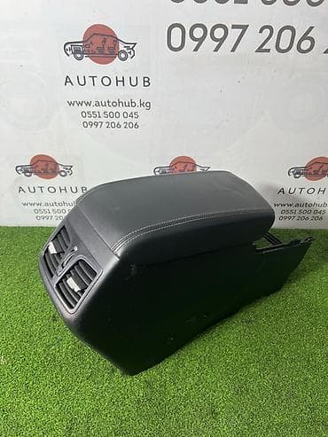 Подлокотник Hyundai Sonata NEW RISE 2.0 LPG 2018 (б/у) at lalafo.kg Подлокотник Hyundai Sonata NEW RISE 2.0 LPG 2018 (б/у)