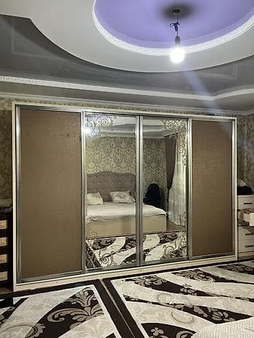 Спальный гарнитур в современном глянцевом исполнении, цвет