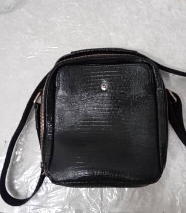 барсетку кожаную: Сумка через плечо, компактная, черная. - Материал: гладкая экокожа с — 3