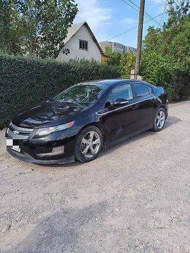 312 авто: Chevrolet Volt: 2011 г., 1.4 л, Автомат, Электромобиль, Хэтчбэк — 3