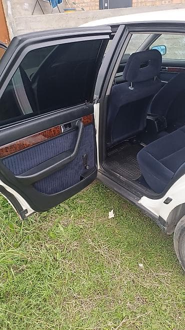 ауди 100 багажник: Audi 100: 1993 г., 2.3 л, Механика, Бензин, Седан — 5