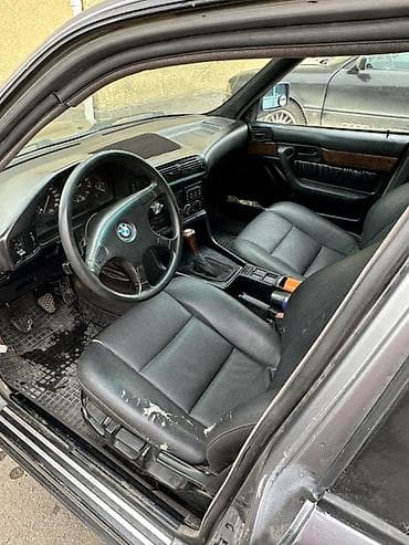 mini cuper: BMW 5 series: 1991 г., 2.5 л, Механика, Бензин, Седан — 6