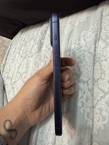 xs iphone: IPhone 17 Pro Max, Б/у, 1 ТБ, Синий, Защитное стекло, Чехол, Кабель, 100 % — 4