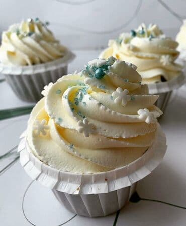 продаю пекарния: Принимаю заказы на капкейки торты,на любые мероприятия. Мы используем — 5