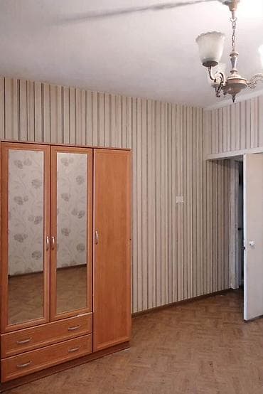 Батирлер: 2 бөлмө, 49 м², 105-серия, 5 кабат, Эски ремонт — 5