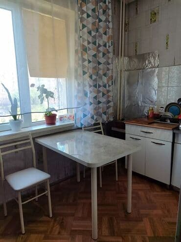 одна комнатная квартира на долгий срок: 1 бөлмө, Кыймылсыз мүлк агенттиги, Чогуу жашоосу жок, Толугу менен эмереги бар — 9