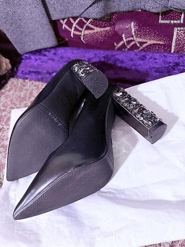 туфли женские: Туфли-лодочки ELENA - Цвет: черный - Носок: острый - Каблук — 1