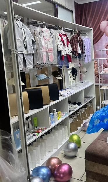магазин обувь: Продаются мебель полки для одежды — 1