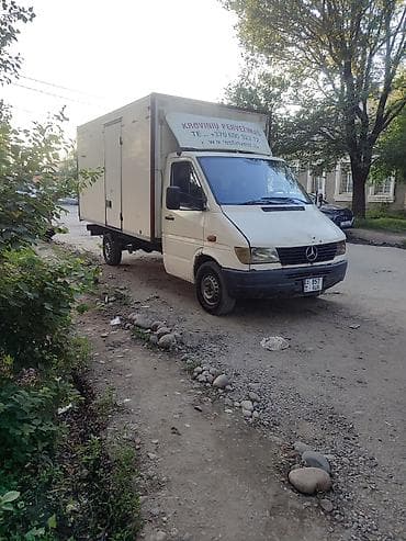бутка сатылат: Жеңил жүк ташуучу унаа, Mercedes-Benz, Стандарт, 3 т, Колдонулган — 3