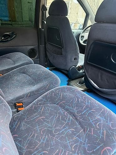 Volkswagen: Volkswagen Sharan: 1995 г., 2 л, Механика, Бензин, Минивэн — 5