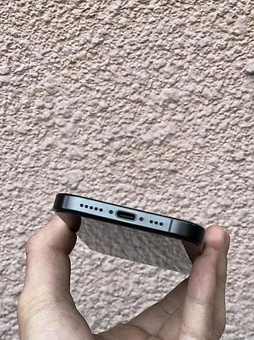 бу пылесос: IPhone 16 Pro, Б/у, 128 ГБ, Black Titanium, Защитное стекло, Кабель, 85 % — 5