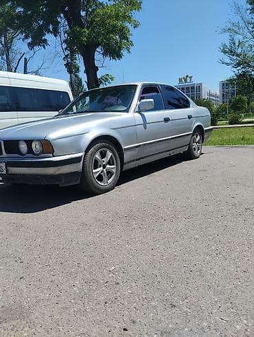 е34 540: BMW 5 series: 1991 г., 2 л, Механика, Бензин, Седан — 2