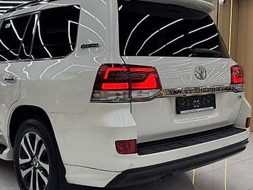 Toyota Land Cruiser: 2018 г., 4.6 л, Автомат, Бензин, Внедорожник — 9