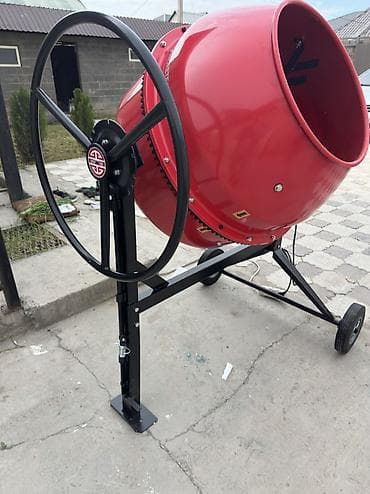 бачок 1 т: Бетономешалка Гравитационная, Средняя (150 - 300 л), Новый — 10