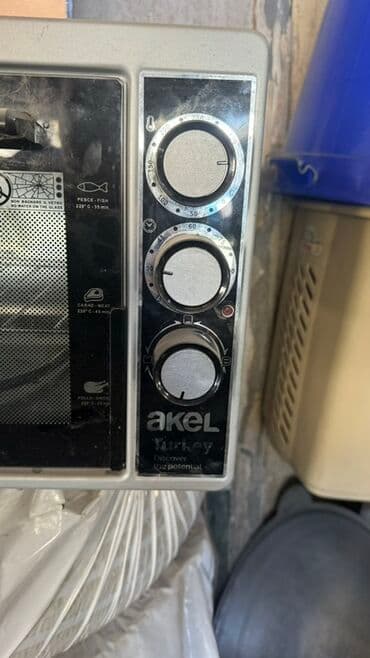 отдаю дешево: Духовка — 3