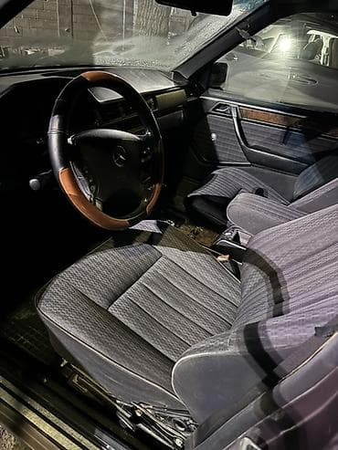 lexus 250: Mercedes-Benz W124: 1991 г., 2.3 л, Автомат, Бензин, Седан — 5