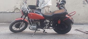 Кастомный мотоцикл в стиле боббер/чоппер. - Двигатель оппозитного