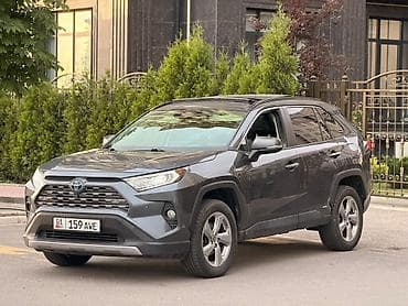 Toyota RAV4: 2019 г., 2.5 л, Автомат, Гибрид, Внедорожник