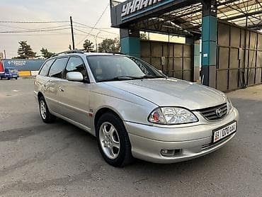 суу тоскуч: Toyota Avensis: 2001 г., 2 л, Кол менен иштөөчү, Универсал — 4