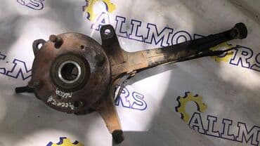 Передняя правая Ступица Honda 2000 г., Оригинал