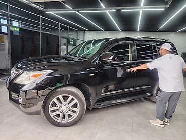 Lexus LX: 2011 г., 5.7 л, Автомат, Газ, Внедорожник