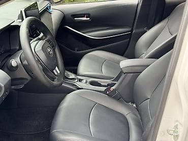 Toyota Corolla: 2021 г., 1.8 л, Вариатор, Гибрид, Седан — 9
