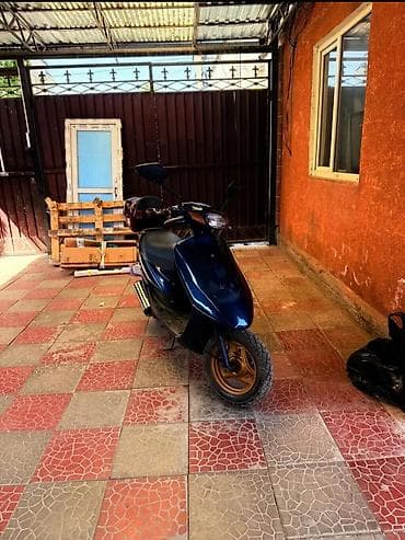 нужны: Тип скутера Honda, 50 куб. см, Бензин — 1
