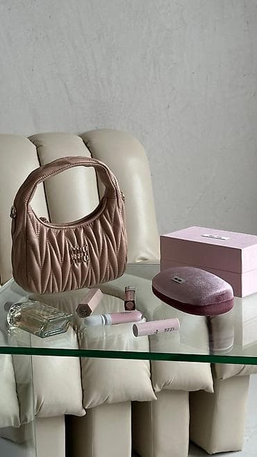 печать на ткани бишкек: Фотосъёмка | С выездом | Фотосессия, Рекламные ролики, Съемки интервью — 6