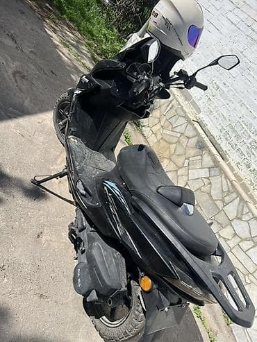 кофр скутер: Макси-скутер 150 куб. см, Бензин — 4