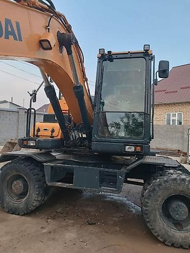 mini cooper: Экскаватор, Hyundai, Колесный — 1