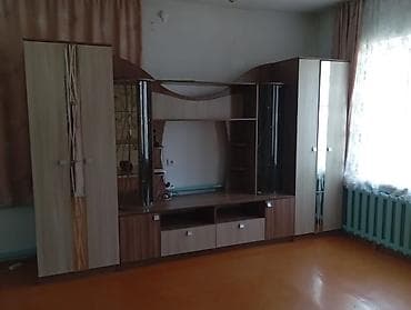 Шкафы-купе: Гостиная стенка с витринами и местом под ТВ - Модульная стенка в — 3