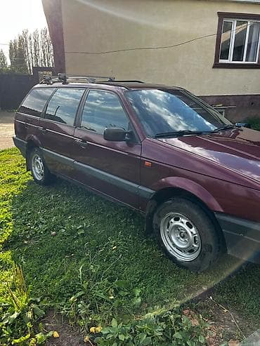 Унаа сатуу: Volkswagen Passat: 1990 г., 1.8 л, Кол менен иштөөчү, Бензин, Универсал — 4