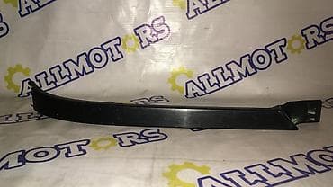 Mercedes-Benz ML 2002 год, правая ресничка под фару