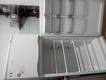 Холодильник Atlant, Б/у, Двухкамерный, 145 *