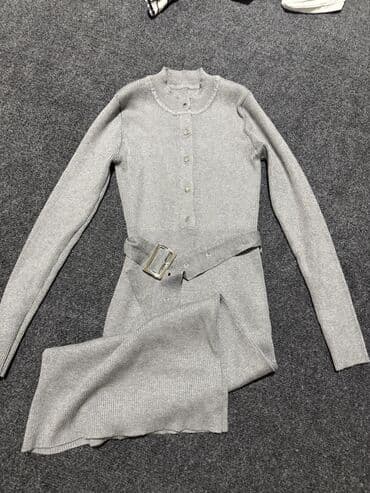 оборудование для нижнего белья: За все вещи 500с Набор одежды (4 предмета): 1) Джемпер в широкую — 6