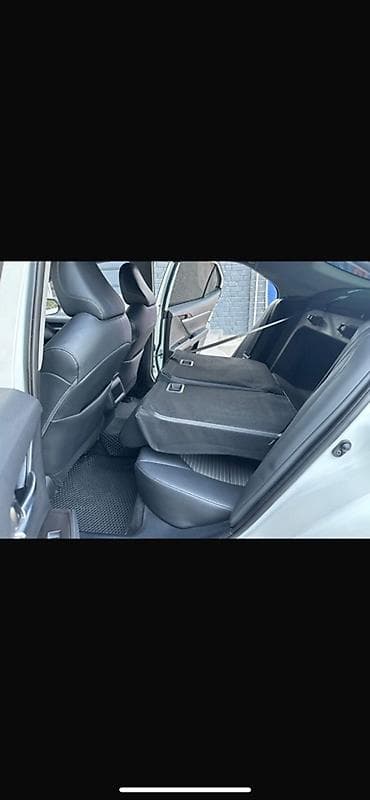 70 camry: Toyota Camry: 2021 г., Бензин, Седан — 9