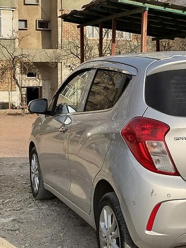 степ аэробика: Chevrolet Spark: 2021 г., 1 л, Автомат, Бензин, Хэтчбэк — 7