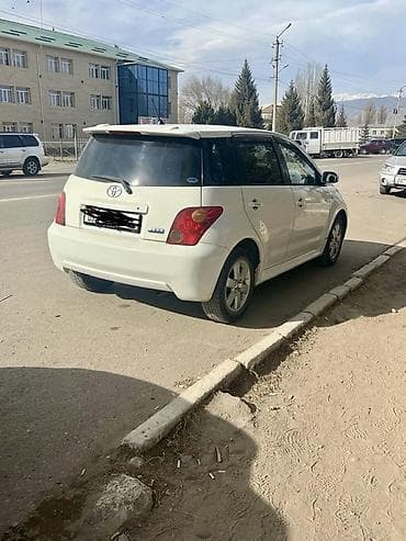 конда: Toyota Ist: 2005 г., 1.3 л, Автомат, Бензин, Хэтчбэк — 2