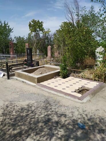 фото на памятники: Изготовление крестов, Изготовление памятников, Изготовление табличек | Гранит, Металл, Габбро | Оформление — 7