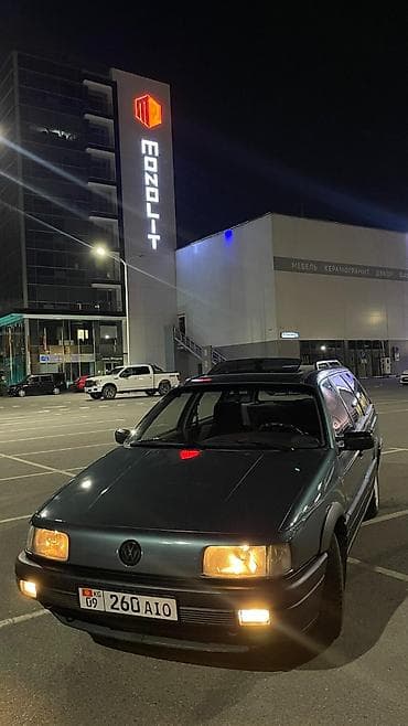 Volkswagen Passat Variant: 1988 г., Кол менен иштөөчү, Универсал