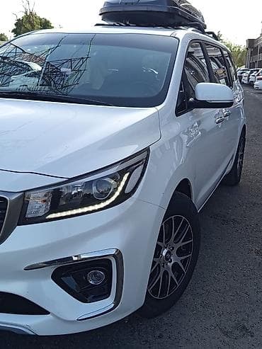 портер 2 салон: Kia Carnival: 2019 г., 2.2 л, Типтроник, Дизель, Минивэн — 4