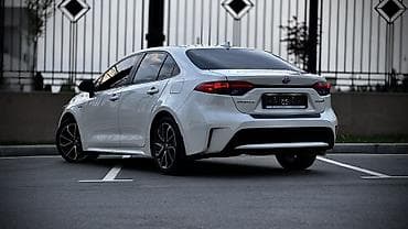 gsx 200: Toyota Corolla: 2021 г., 1.8 л, Вариатор, Гибрид, Седан — 4