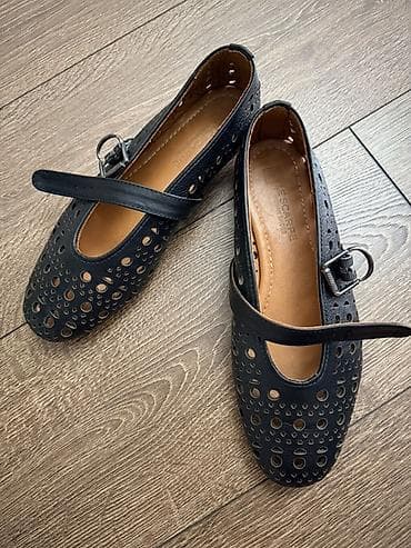 Балетки женские кожаные с ремешком Mary Jane в 38 размере