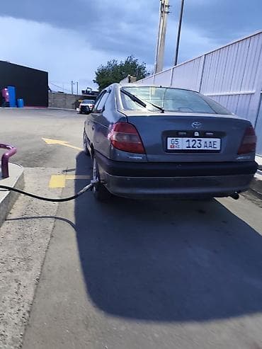 аренда авто ош камри: Toyota Avensis: 2002 г., 1.8 л, Автомат, Бензин, Лифтбек — 10