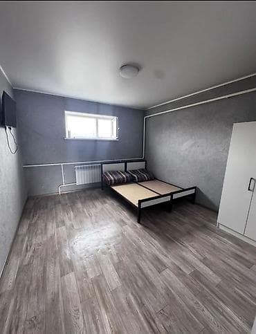 Бөлмөлөр: Сдается квартира 😎😎😎 в коттеджном доме все условия 26000 сом, семейной — 4