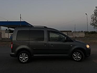 key maker: Volkswagen Caddy: 2013 г., 1.2 л, Механика, Бензин, Фургон — 4