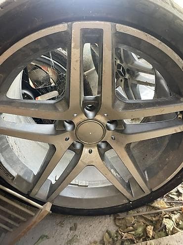 R18 AMG 1шт оригинал 2шт китай 2покрышки — 2