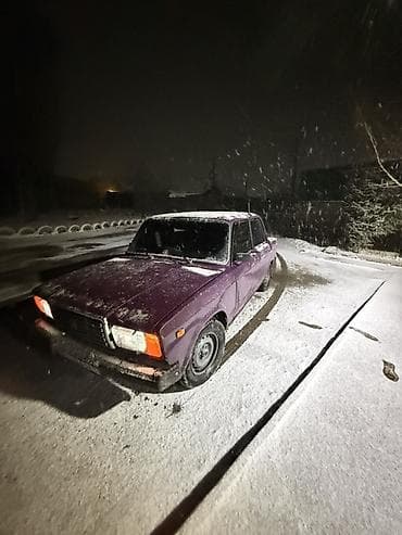 ВАЗ (ЛАДА) 2107: 2002 г., Кол менен иштөөчү, Седан