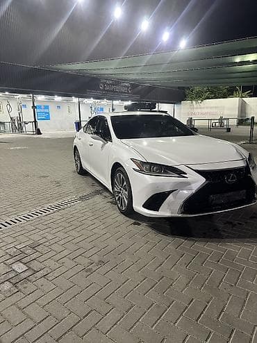 Унаа сатуу: Lexus ES: 2022 г., 2.5 л, Автомат, Гибрид — 2