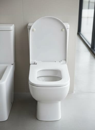 уличный туалет: Унитаз Напольный, Новый, Материал: Керамика — 1